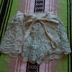 Lace shorts